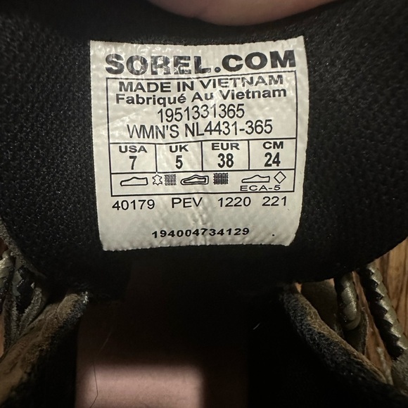 Sorel Women’s Out N About III Classic Waterproof Ankle Booties. Size 7. - Picture 15 of 16